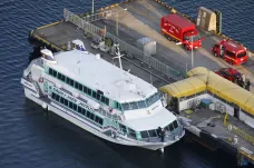 Srážka japonského trajektu s velrybou si vyžádala desítky zraněných