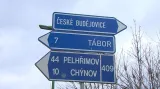 Planá nad Lužnicí - místní vědí, že lépe je jet na Budějovice doleva