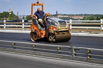 Letošní fáze oprav Barrandovského mostu skončí 3. září, příští týden ho čekají zatěžovací zkoušky 