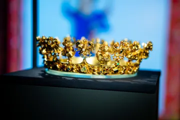 Přemyslovce a jejich dobu přibližuje na devět set exponátů