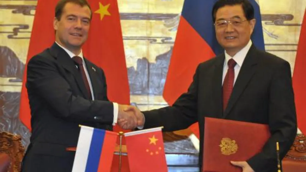 Dmitrij Medveděv na návštěvě Číny