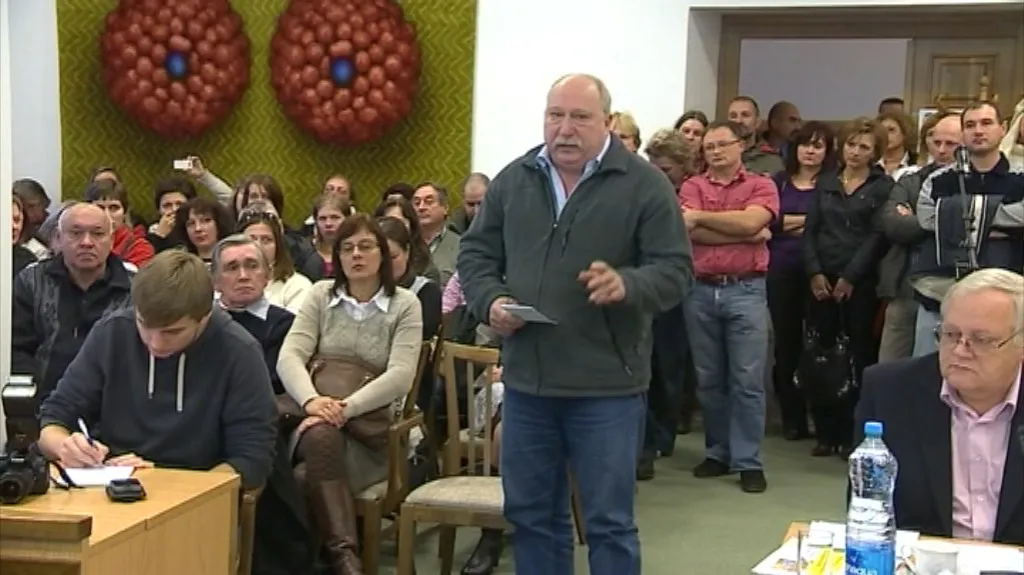 Z jednání zastupitelstva města