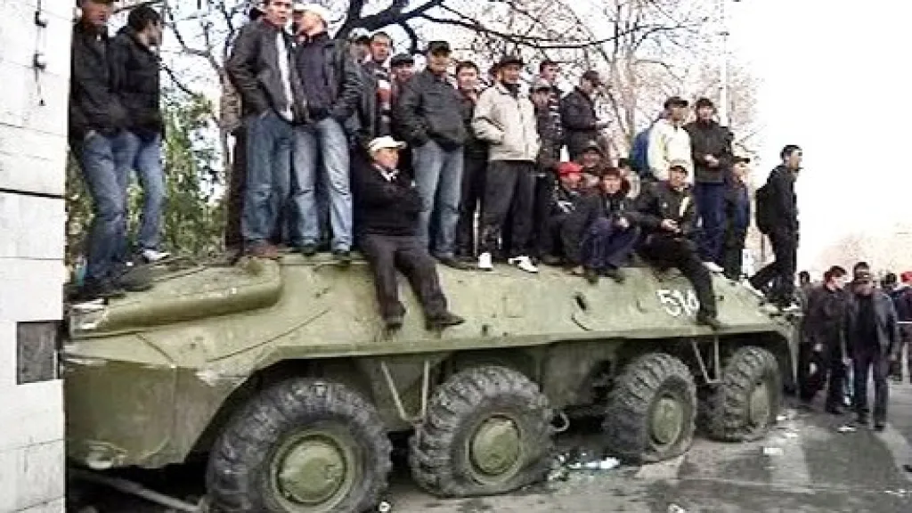 Nepokoje v Kyrgyzstánu