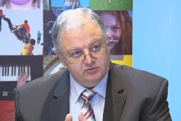 Financování České televize: kam ty peníze mizí?