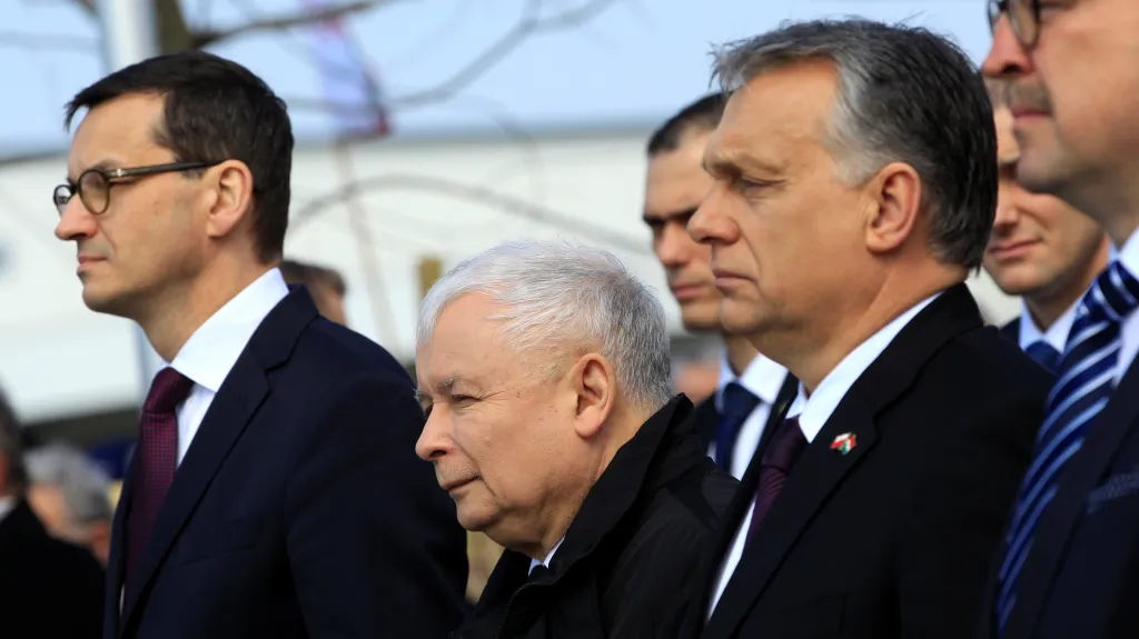 Mateusz Morawiecki, Jaroslaw Kaczyński a Viktor Orbán