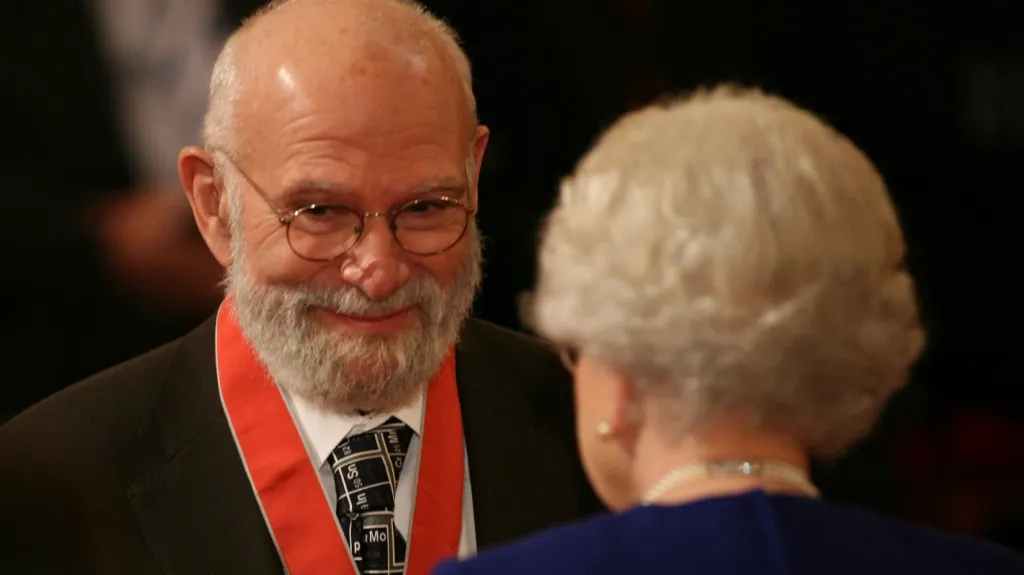 Oliver Sacks byl nositelem řady vyznamenání, včetně titulu komandér Řádu britského impéria