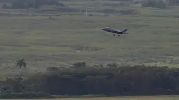 F-35 při přistání