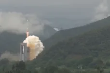 Čína prodloužila Hedvábnou stezku do kosmu. Vyslala tam poslední satelit systému Pej-tou