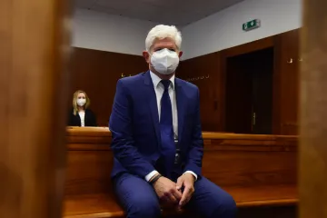 Správci Březinova ostravského areálu soud potvrdil 9 let, správce olomouckého skladu zprostil