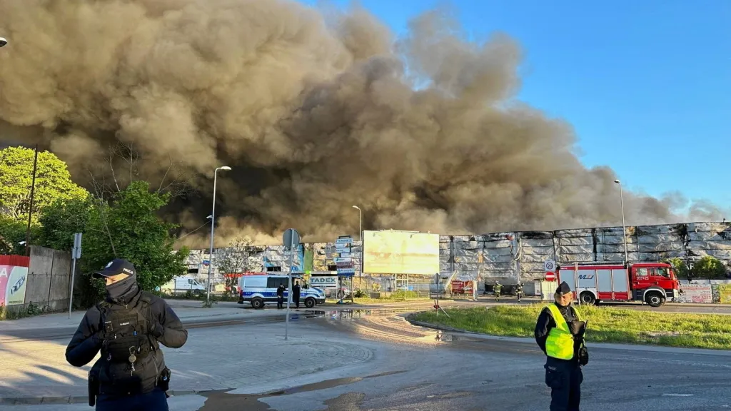 Požár obchodního centra Marywilska ve Varšavě (květen 2024)