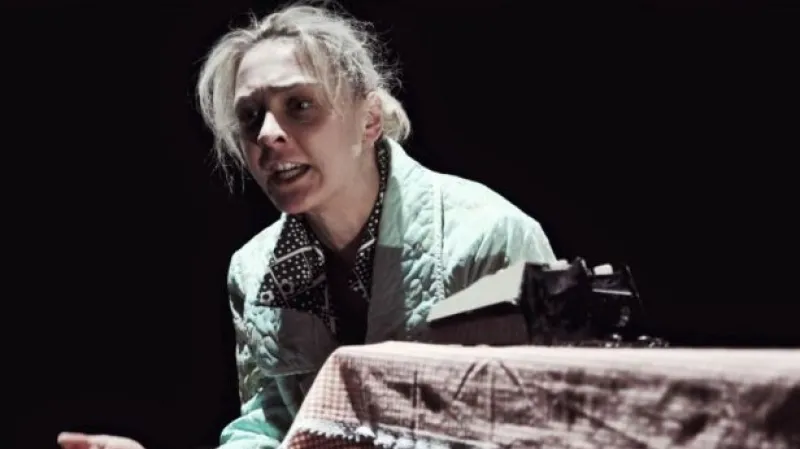 NO COMMENT: HaDivadlo uvádí Vyhnání Gerty Schnirch