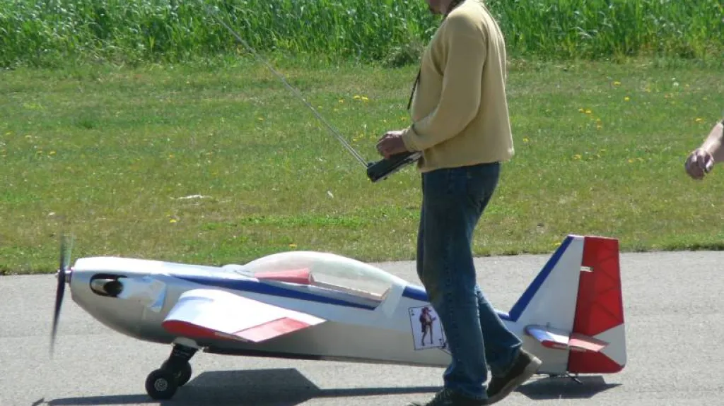 Modeláři - Hluboké Mašůvky