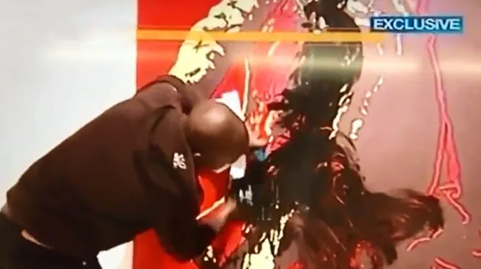 Vandal hanobí kontroverzní portrét Jacoba Zumy