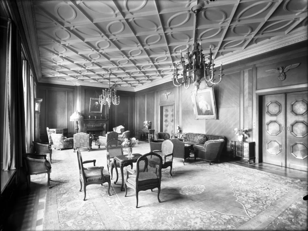 Interiér vily Engelsmann v roce 1939