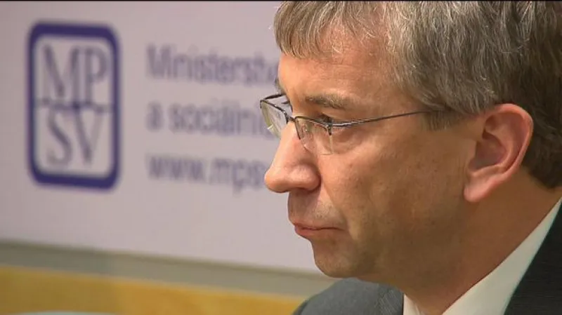 TOP 09 s novým Drábkem nespěchá, vláda prý může padnout