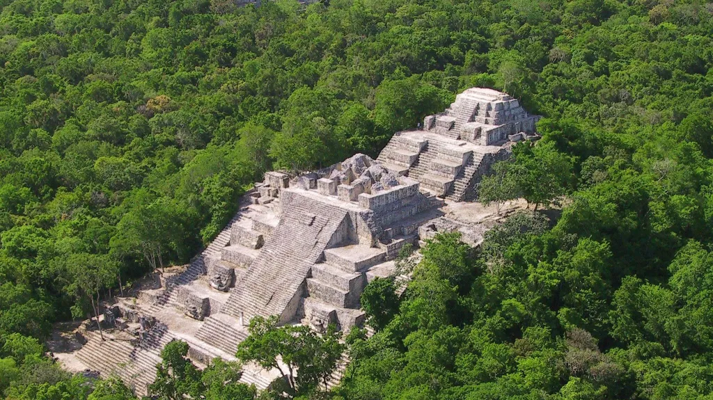 Pyramida v Calakmulu