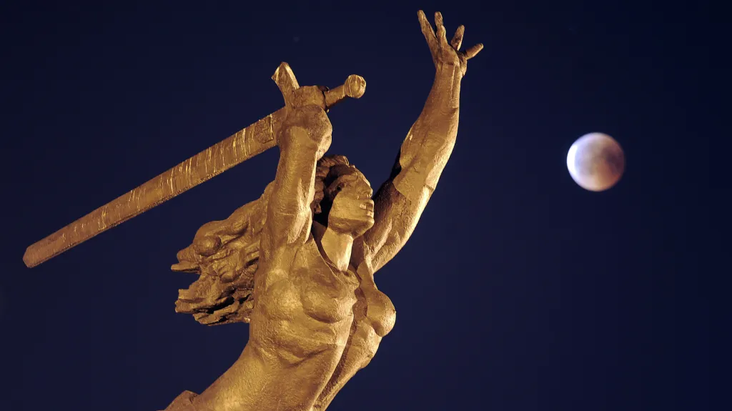 Zatmění Měsíce nad Varšavou