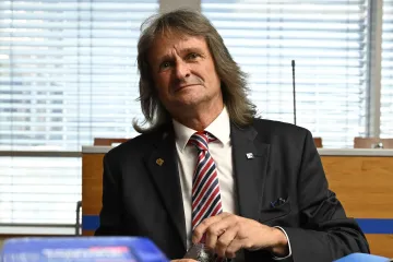 Ševčík budil kontroverze už modrým majákem, nověji výstupy na demonstracích