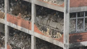 Demolice vyhořelé 103. budovy