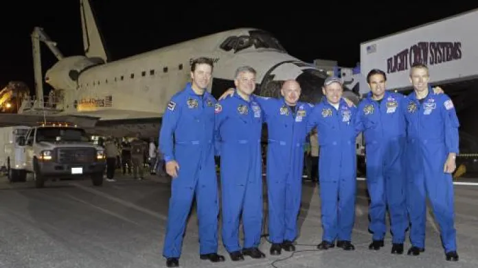Poslední posádka raketoplánu Endeavour