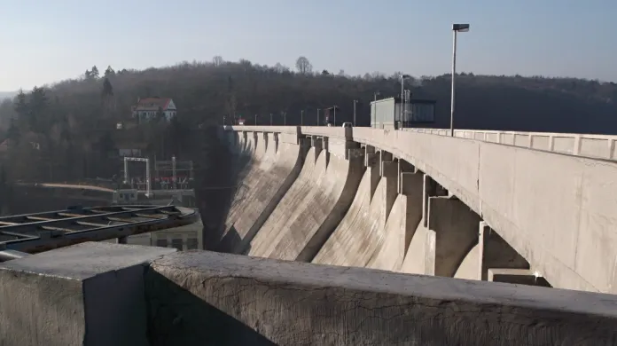 Hráz přehrady zůstane pro turisty uzavřená