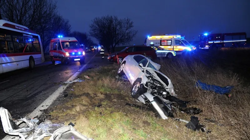 Nehoda autobusu u Horoměřic