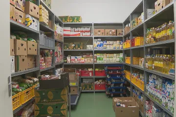 Potravinové banky v létě zavedou síť výdejen. Pomoc pro lidi v nouzi bude efektivnější
