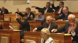 Události: Senát jedná o restitucích