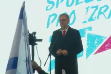 Česko bude hlasem Izraele v Evropě, řekl Fiala na demonstraci. Sešli se i příznivci Palestiny