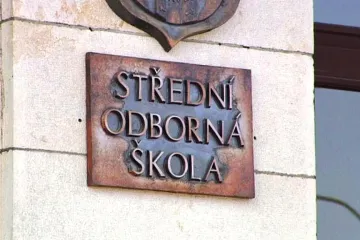 Ani kouření, ani šikana. Nejčastějším rizikovým chováním středoškoláků je záškoláctví