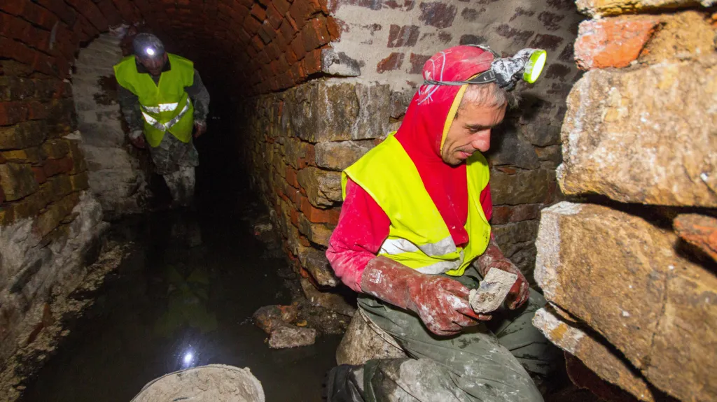 Oprava historické kanalizace v Terezíně