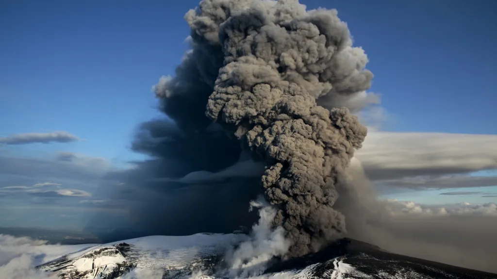 Islandská sopka Eyjafjallajökul