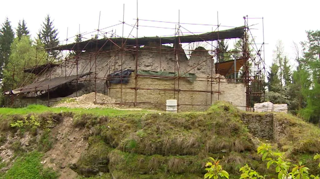 Zřícenina hradu Vízmburk