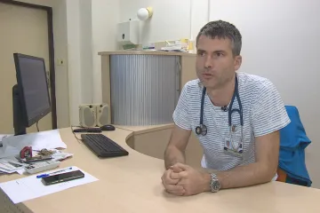 Lékaři monitorují silné kuřáky kvůli rakovině plic, polovina jich screening odmítla