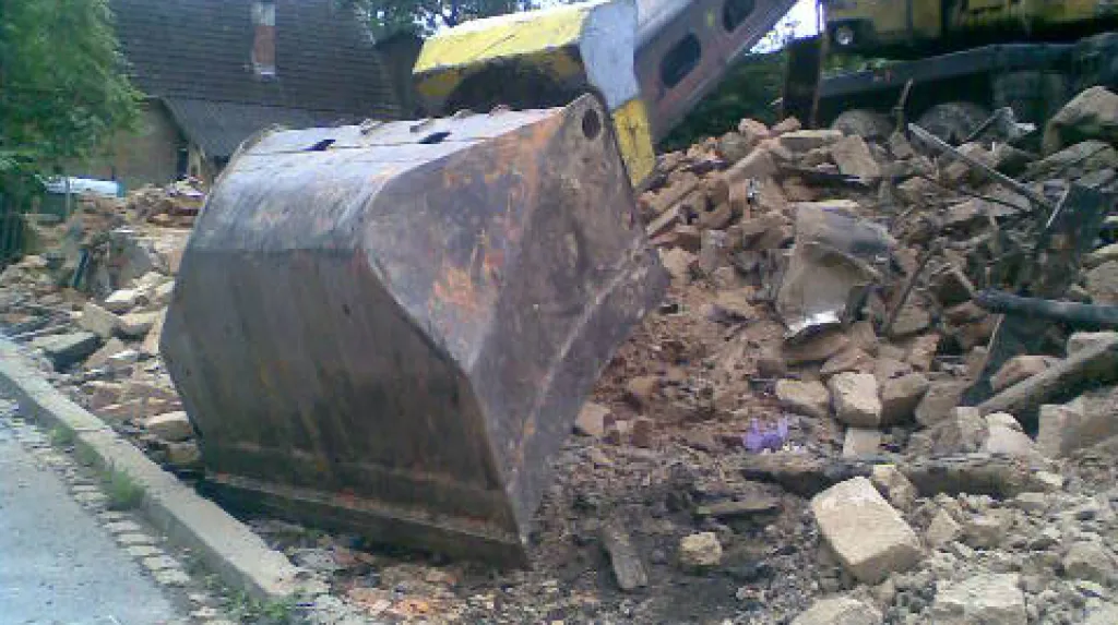 Demolice domu ve Vítkově