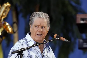 Zemřel Brian Wilson, spoluzakladatel The Beach Boys
