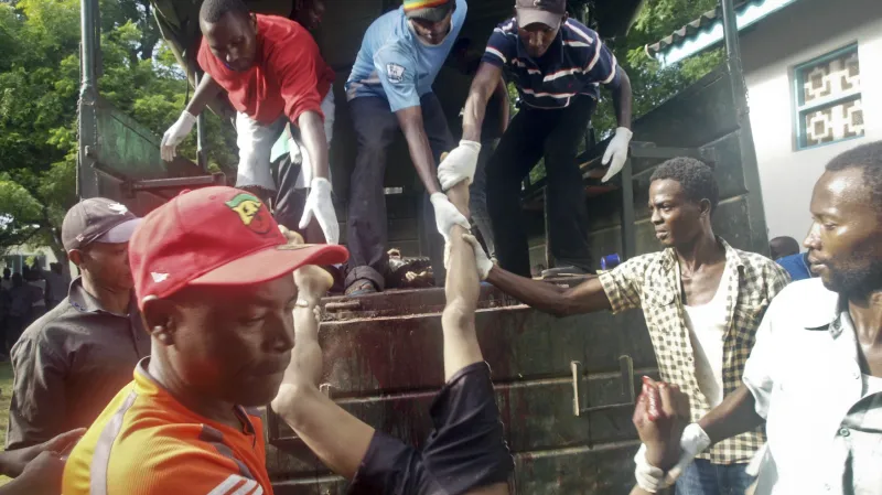 Ozbrojenci zabili v Mpeketoni desítky lidí