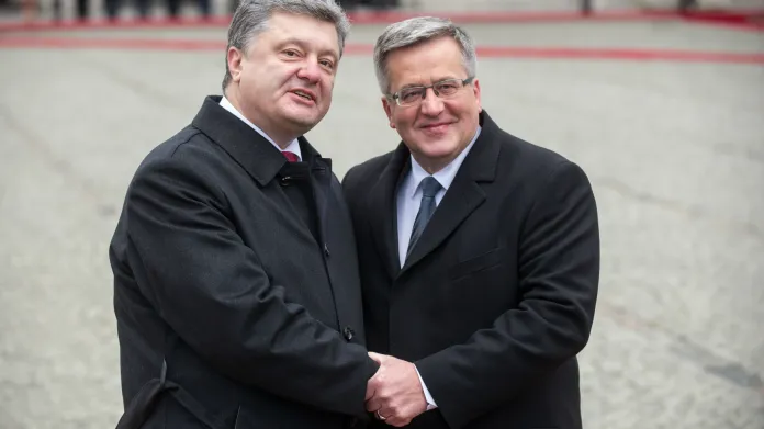 Petro Porošenko a Bronislaw Komorowski ve Varšavě