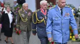Váleční letci Pavel Vranský (vpravo) a Emil Boček (za ním)