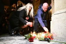 Schwarzenberga uctí čimelická mše, parlament i Černínský palác připravily kondolenční knihy
