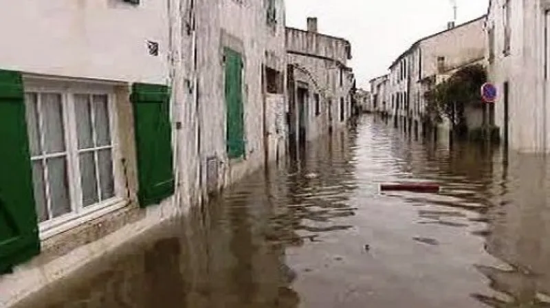 Francie se vzpamatovává z bouře Xynthie