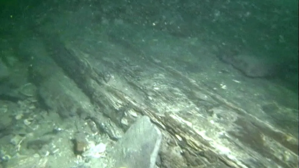 Vrak mongolské lodě z 13. století