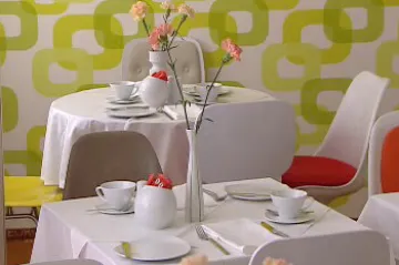 Design 50.-70. let se skrývá na Malé Straně