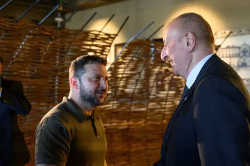 Ázerbájdžán zvažuje zrušení embarga na dodávky zbraní Ukrajině