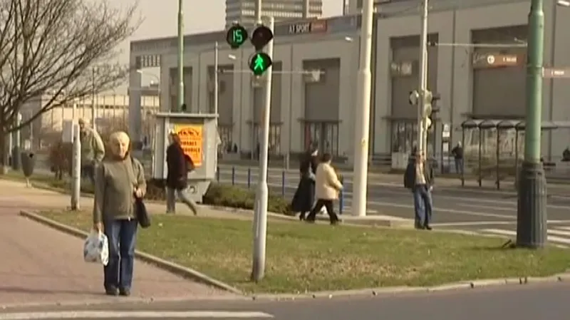 Přechod pro chodce s novým semaforem