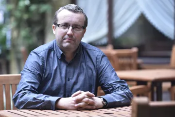 Bývalý soudce Kafka dle policie podvedl desítky lidí o více než 23 milionů