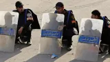Egyptská policie před prezidentským palácem
