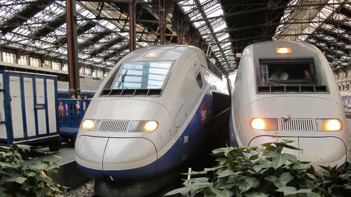 Jednotky TGV ve stanici Paris-Gare de Lyon