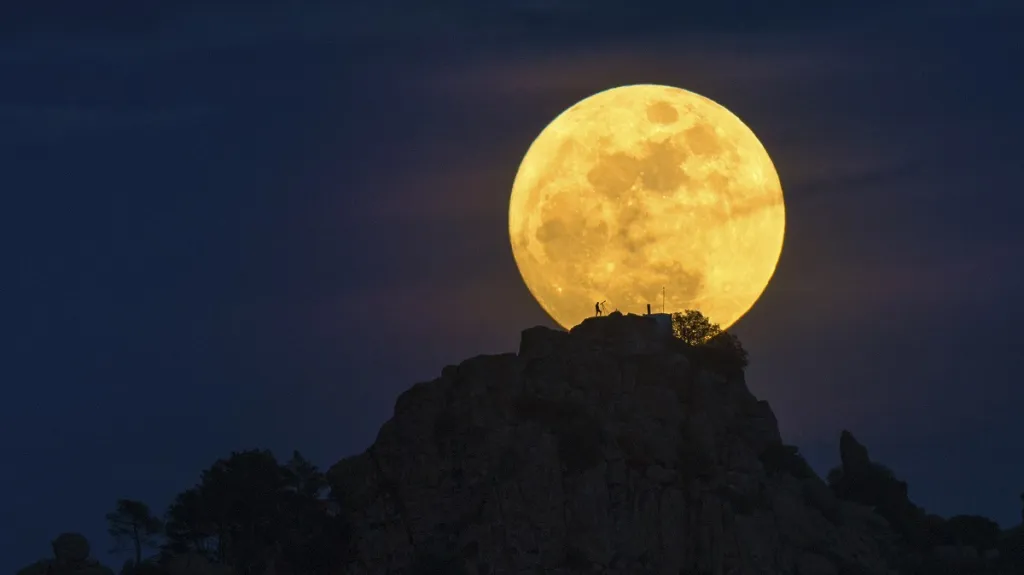 Nejlepší snímky soutěže Insight Astronomy Photographer of the Year