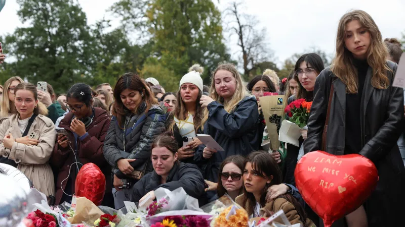 Britští fanoušci truchlí za Liama Paynea